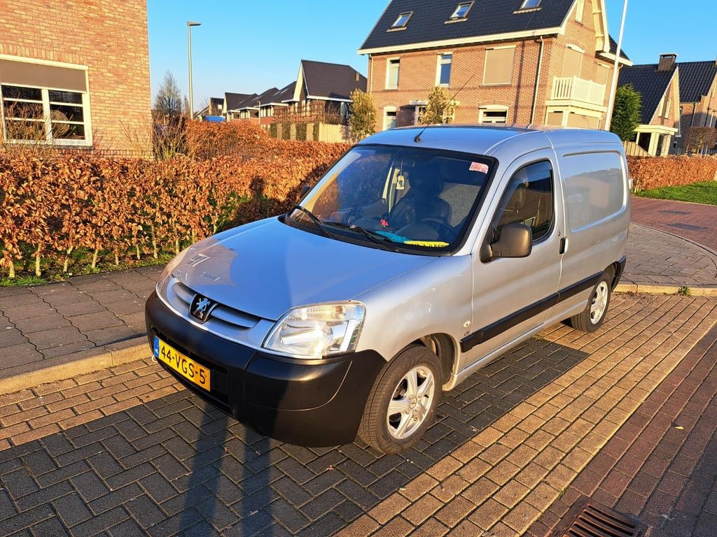 Peugeot Partner 1.6 HDI 55KW 170C 2007, Auto's, Voorwielaandrijving, Stof, 74 pk, 4 cilinders