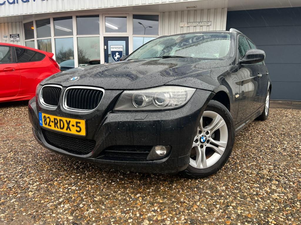 BMW 3 Serie Touring 318i Corp.L.Lux Line*AUTOMAAT*LEDER*, Automaat, Euro 5, 4 cilinders, 1435 kg