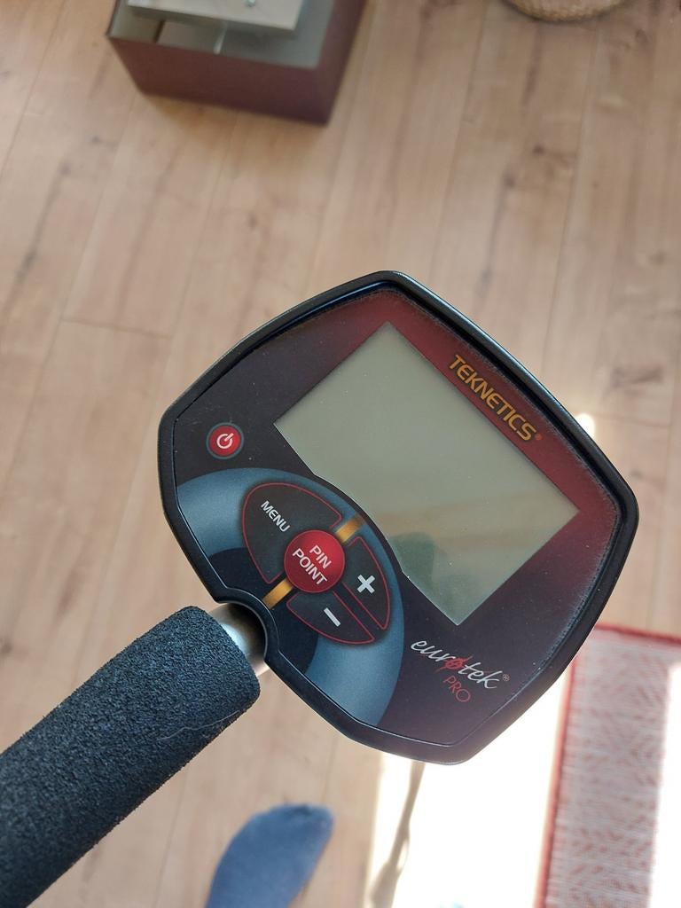 Teknetics Eurotek Pro Metaaldetector - Zo goed als nieuw, Teknetics, Meer dan 30 cm, Ophalen of Verzenden, Zo goed als nieuw