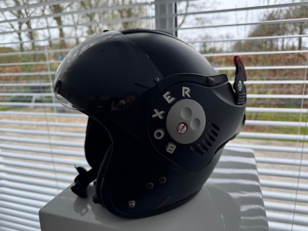 Prachtige ( nieuw staat ! ) ROOF Boxer V8 helm maat 58 M, Motoren, Kleding | Motorhelmen, Overige merken, M, Systeemhelm, Dames