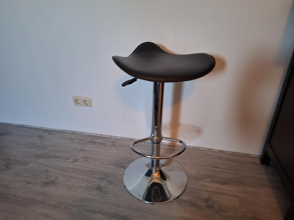 Verstelbare barkruk, 1 kruk, Ophalen, 60 tot 90 cm