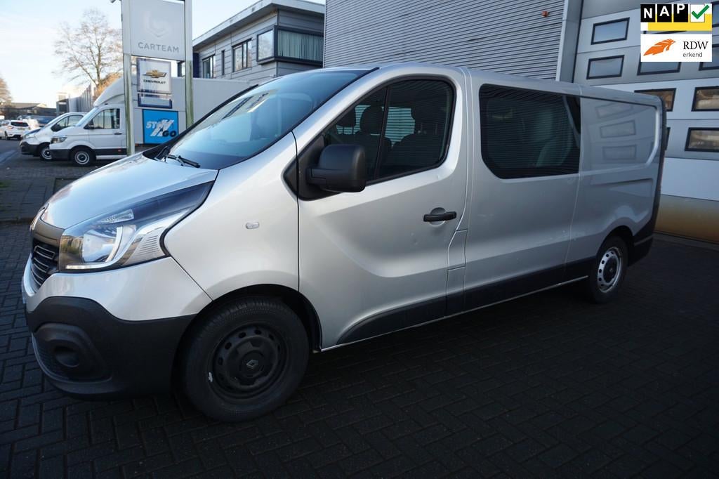 Renault Trafic 1.6 dCi T29 L2H1 DC Comfort /AIRCO / NAVI / N, Voorwielaandrijving, 15 km/l, Gebruikt, Euro 6