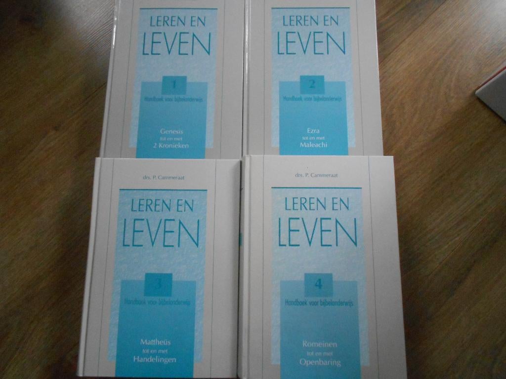 Drs. P. Cammeraat Deel 1 t/m 4 Leren en leven, Boeken, Ophalen of Verzenden, Zo goed als nieuw, Christendom | Protestants
