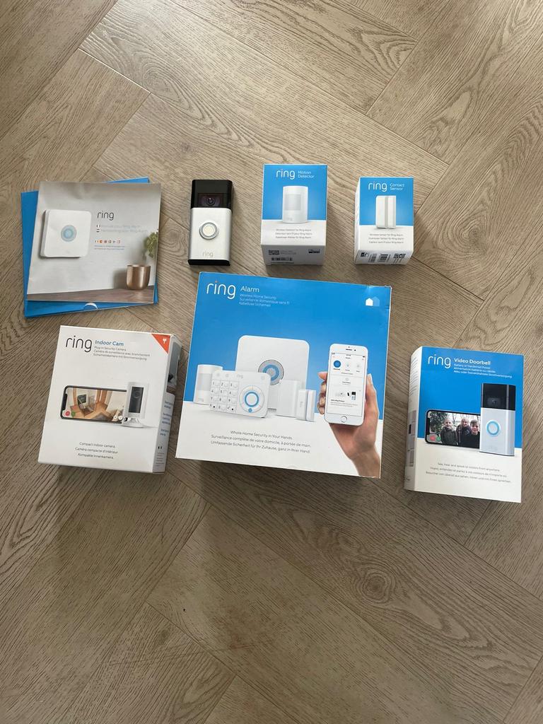 Ring deurbel met Ring Alarm Beveiligingsset en extra Camera, Beweging, Ophalen of Verzenden, Zo goed als nieuw, Compleet systeem