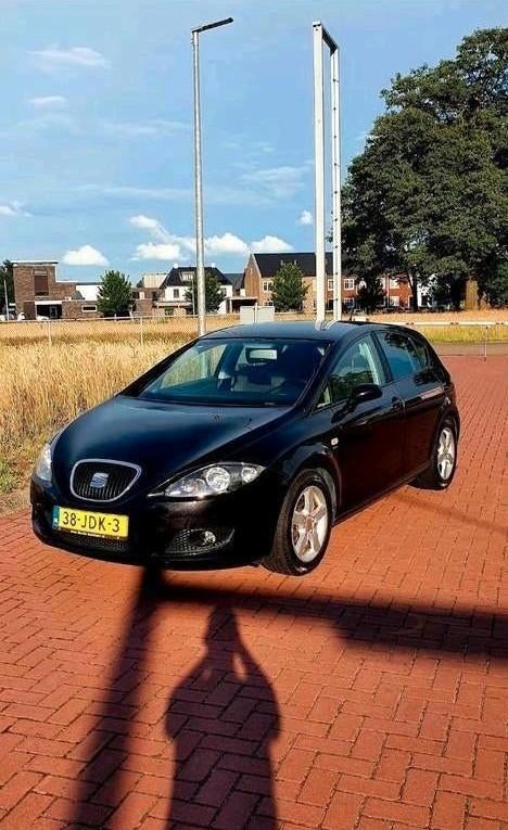 Seat Leon 1.4 TSI 92KW 125 Pk Bouwjaar 2009, Auto's, 4 cilinders, Leon, Zwart, Origineel Nederlands