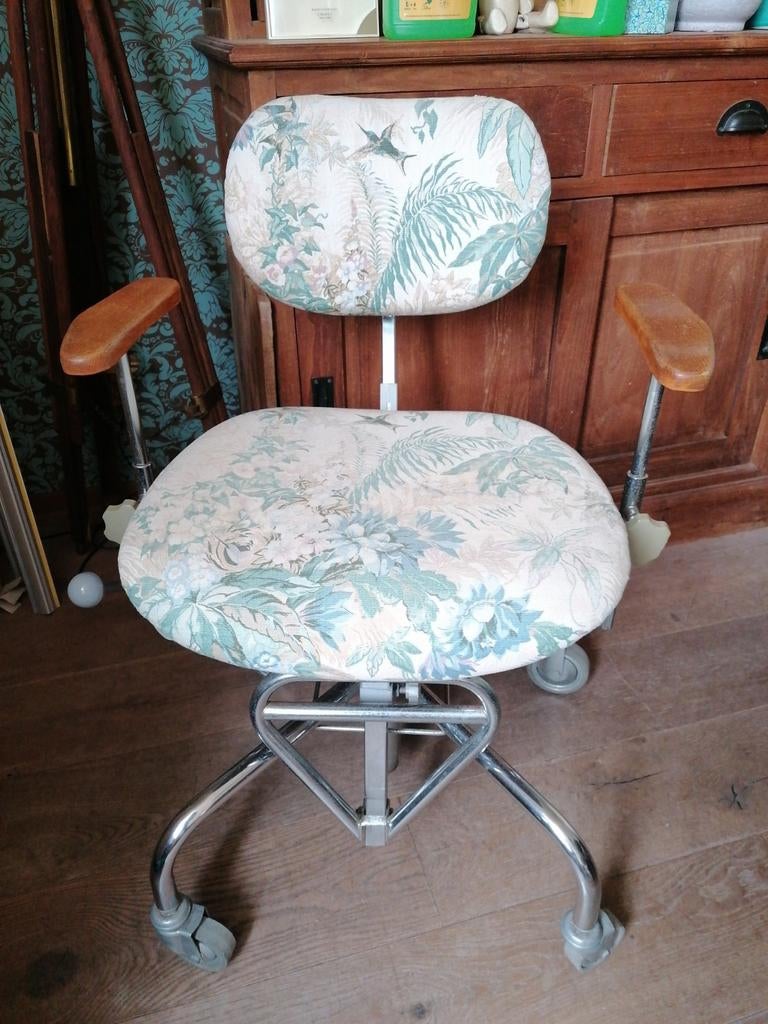 Te koop leuke jaren 60 vintage trippelstoel., Ophalen, Gebruikt