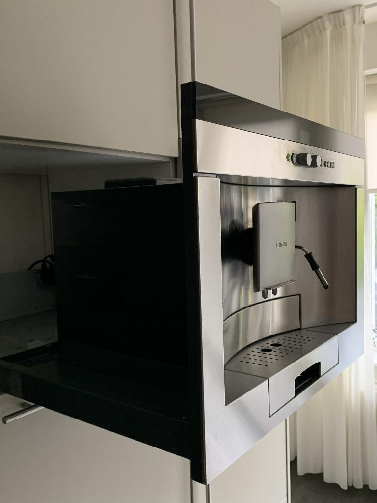 Siemens TK68E570/TK68E571 - Inbouw koffiezetapparaat INRUIL, Witgoed en Apparatuur, Koffiezetapparaten, Refurbished, Gemalen koffie