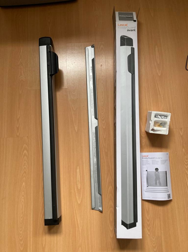 Tür- und Treppenschutzgitter KiddyGuard avant von Lascal (Gebraucht) in Kölliken für CHF 60