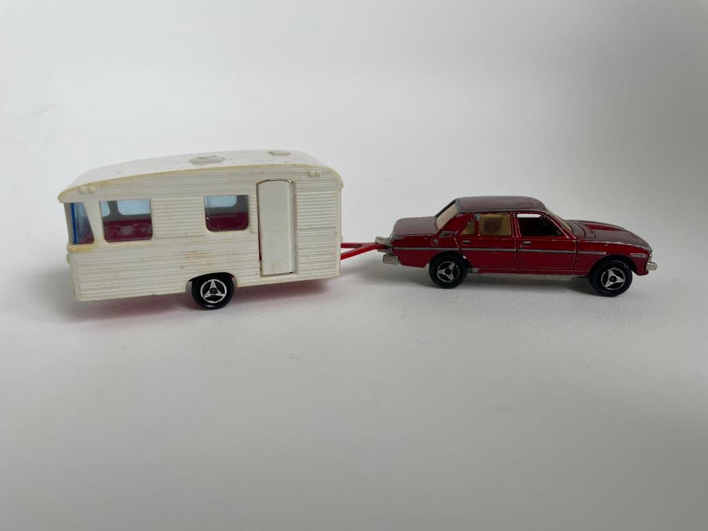 model Peugeot 604 met Digue Baronette GT, Majorette 1/50, Ophalen of Verzenden, Gebruikt, Auto, Majorette