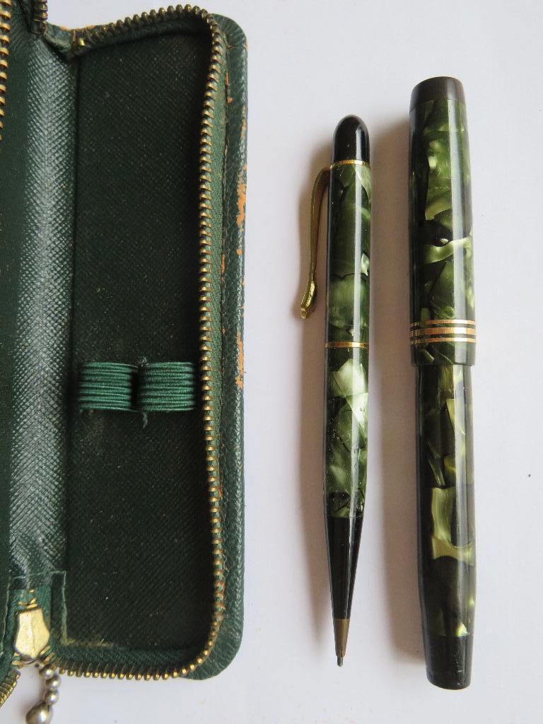 Parker Duofold groene vulpen (18 kt) + Nefa vulpotlood, Ophalen of Verzenden, Gebruikt, Vulpen, Parker