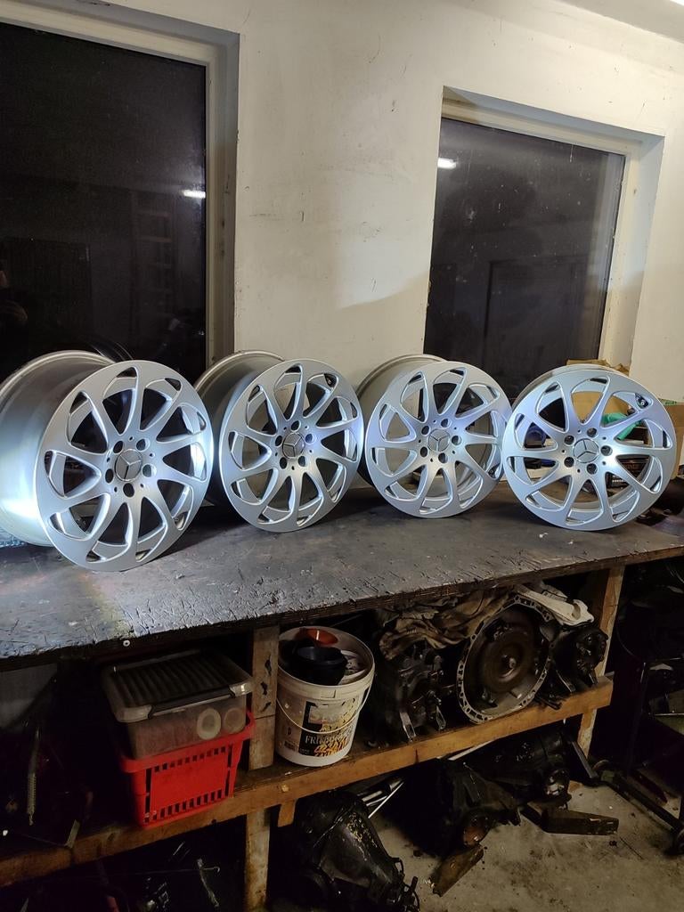 Mercedes SL CLS. R231 w218 17" NIEUWSTAAT velgenset, Ophalen, Velg(en), Nieuw, 17 inch