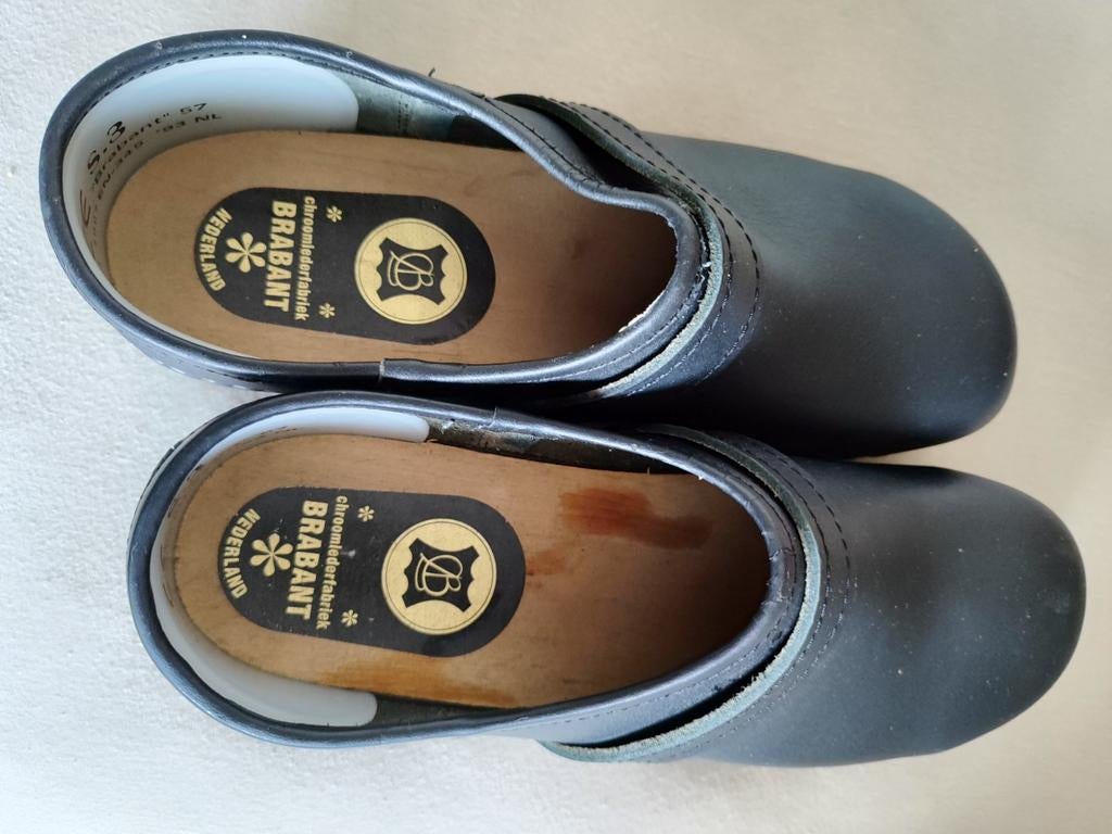 Zwarte Klompen met Stalen Neus - Maat 45 - Nieuwstaat, Kleding | Heren, Schoenen, Klompen, Zwart, Ophalen of Verzenden, Zo goed als nieuw