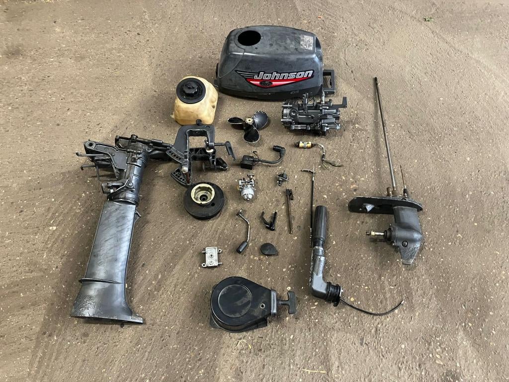 Johnson suzuki 4 en 5 pk 2 takt buitenboordmotor onderdelen, Watersport en Boten, Accessoires en Onderhoud, Gebruikt, Motor en Techniek