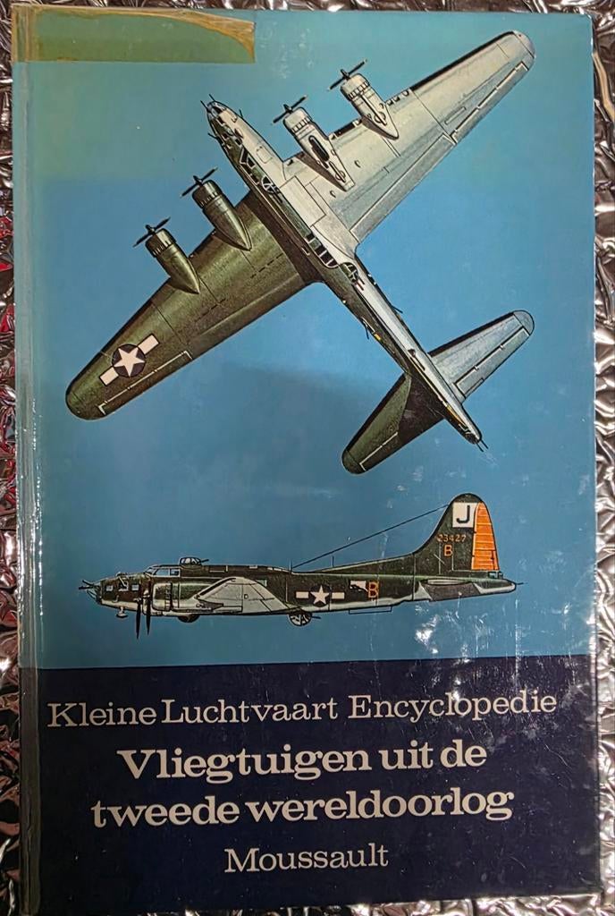 Kleine Luchtvaart Encyclopedie Vliegtuigen, Ophalen of Verzenden, Tweede Wereldoorlog, Gelezen