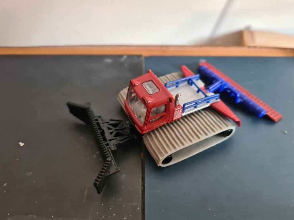 Sneeuwschuivertje van SIKU, Ophalen of Verzenden, Bus of Vrachtwagen, SIKU