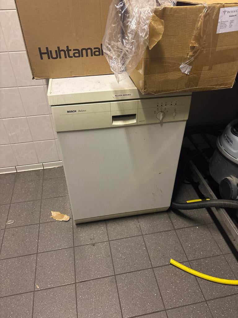 Vaatwasser - defecte spoeler, zelf ophalen, Witgoed en Apparatuur, Vaatwasmachines, 60 cm of meer, Ophalen of Verzenden, Niet werkend