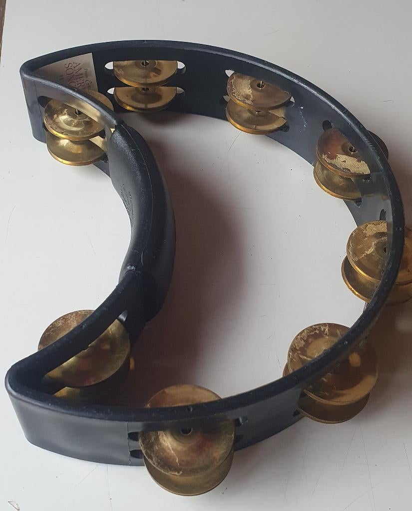 Tamboerijn Rhythm Tech halve maan 24,5cm messing schellen zw, Muziek en Instrumenten, Percussie, Ophalen of Verzenden, Zo goed als nieuw