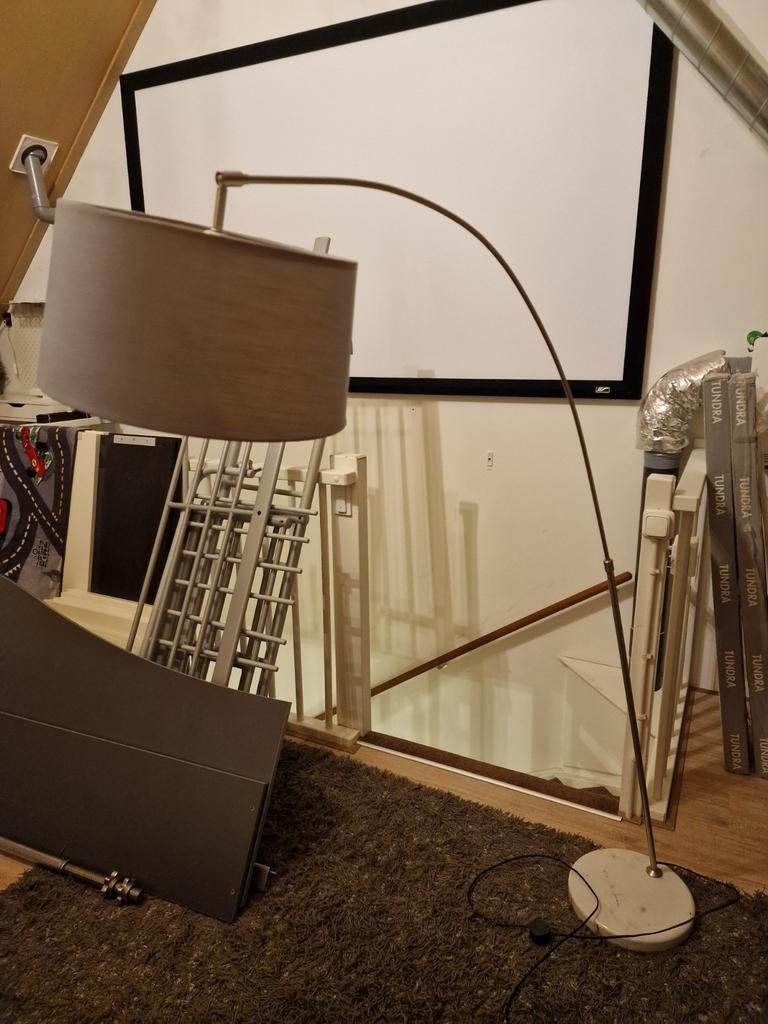 Boogstaande vloerlamp booglamp, Ophalen of Verzenden, Zo goed als nieuw, Stof, 150 tot 200 cm