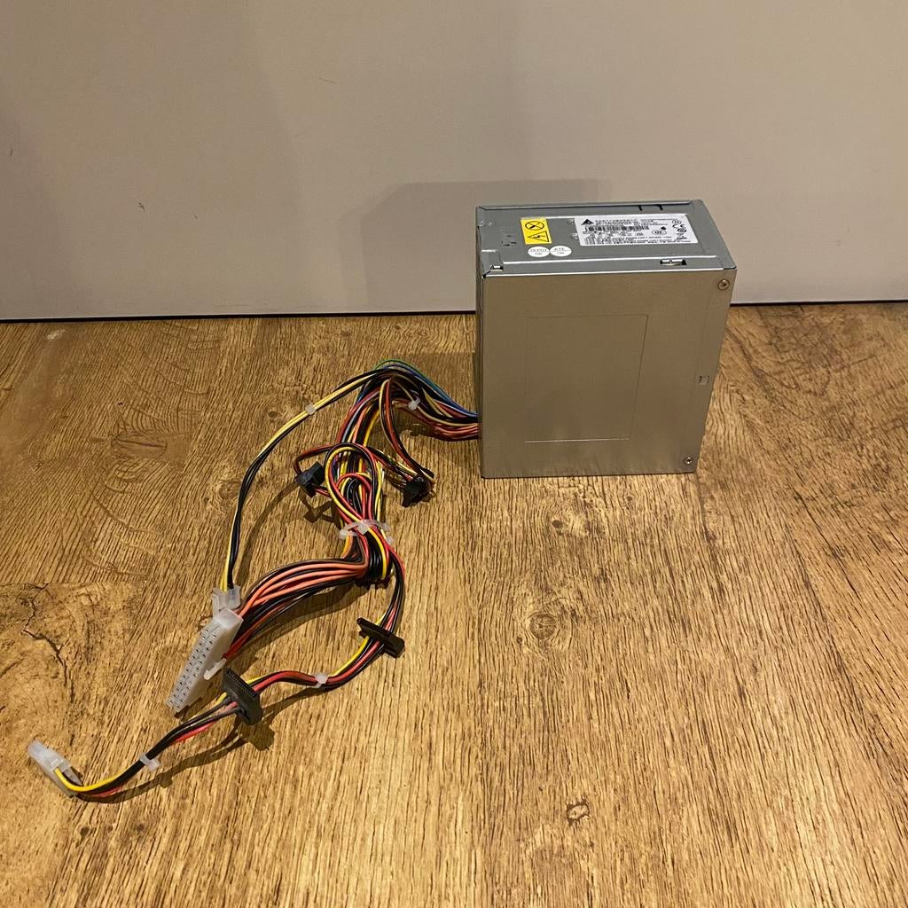 Delta Electronics 250 watt Desktop voeding, Ophalen of Verzenden, Gebruikt