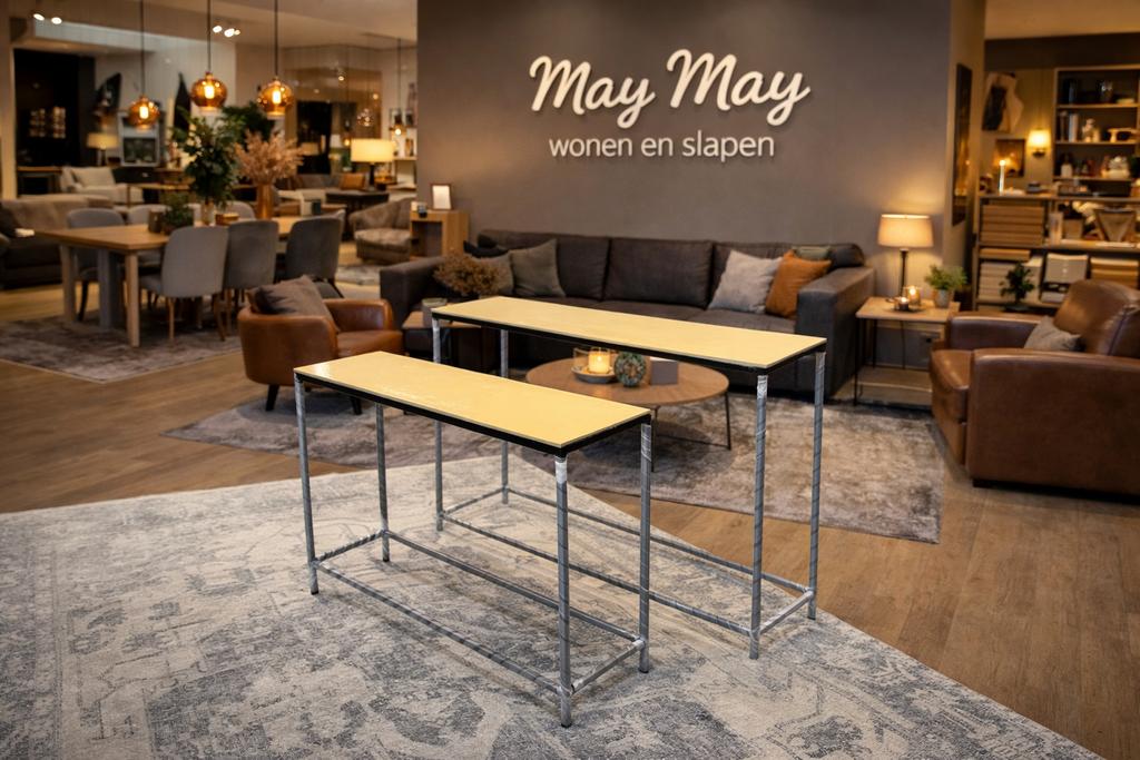 Sidetable 2-delig €189,- metaal Light Mustard /Zwart