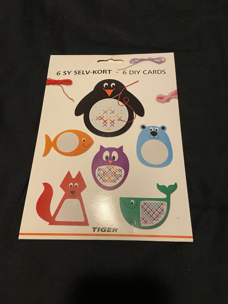 Borduurkaarten - DIY Kaarten Set, Ophalen of Verzenden, Zo goed als nieuw