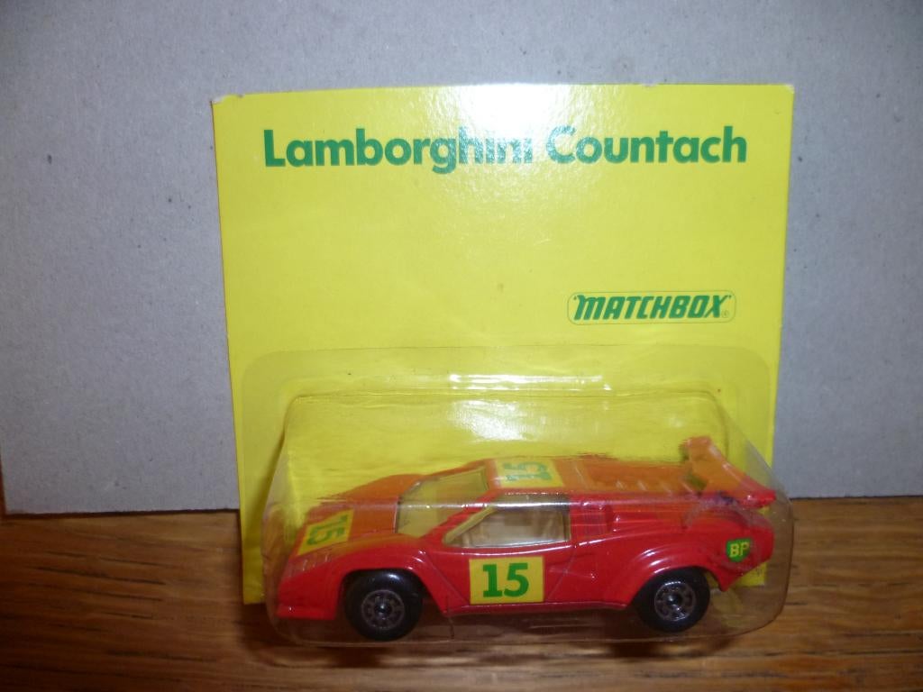Matchbox 1985 Lamborghini Countach BP nieuw in blister auto, Ophalen of Verzenden, Nieuw, Auto