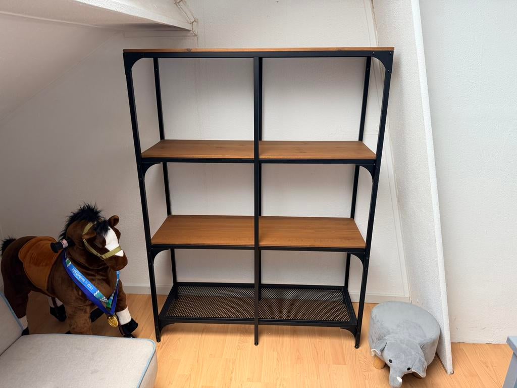 Stellingkast/open kast Fjällbo Ikea nagenoeg ongebruikt, Ophalen, Zo goed als nieuw