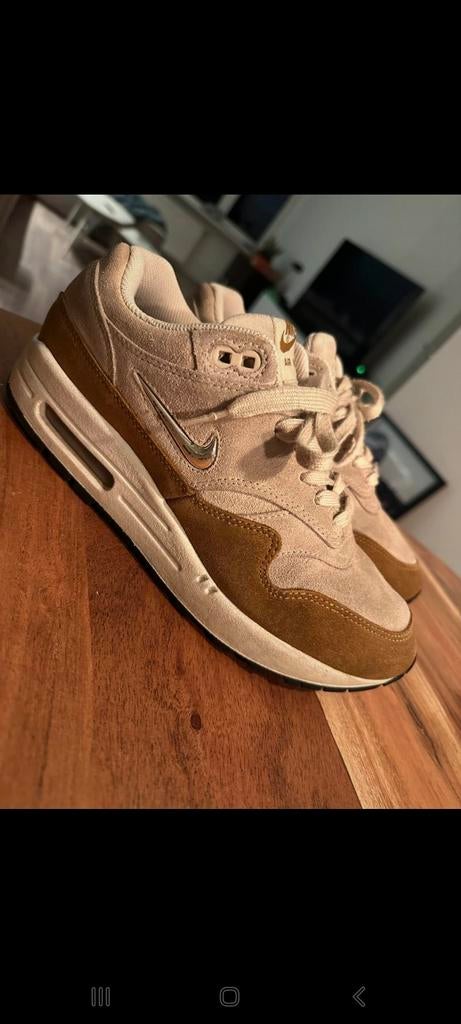 Nike air max 1 premium Jewel Beach Gold, Nike air max, Ophalen of Verzenden, Gedragen