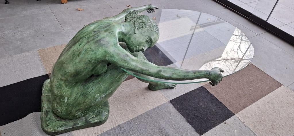 Salontafel sculptuur van vrouw, brons, prachtige patina, Ophalen, 100 tot 150 cm, 50 tot 100 cm, Minder dan 50 cm