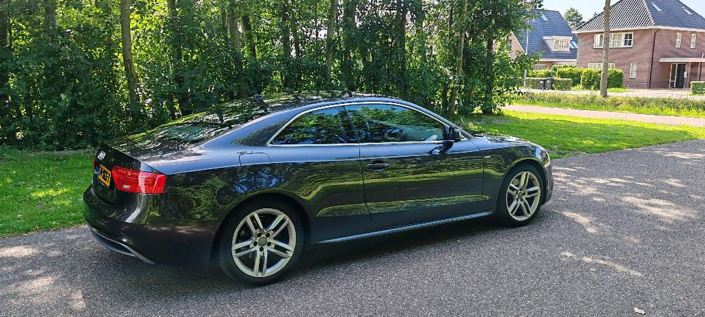 Audi A5 1.8 Tfsi 125KW Coupe S-Line, Multitronic 2012, Auto's, Audi, 4 cilinders, 4 stoelen, Leder en Stof, Origineel Nederlands