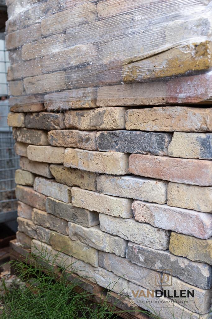 Groot formaat Friese geeltjes 1.650 stuks actieprijs, Verzenden, Zo goed als nieuw, Bakstenen