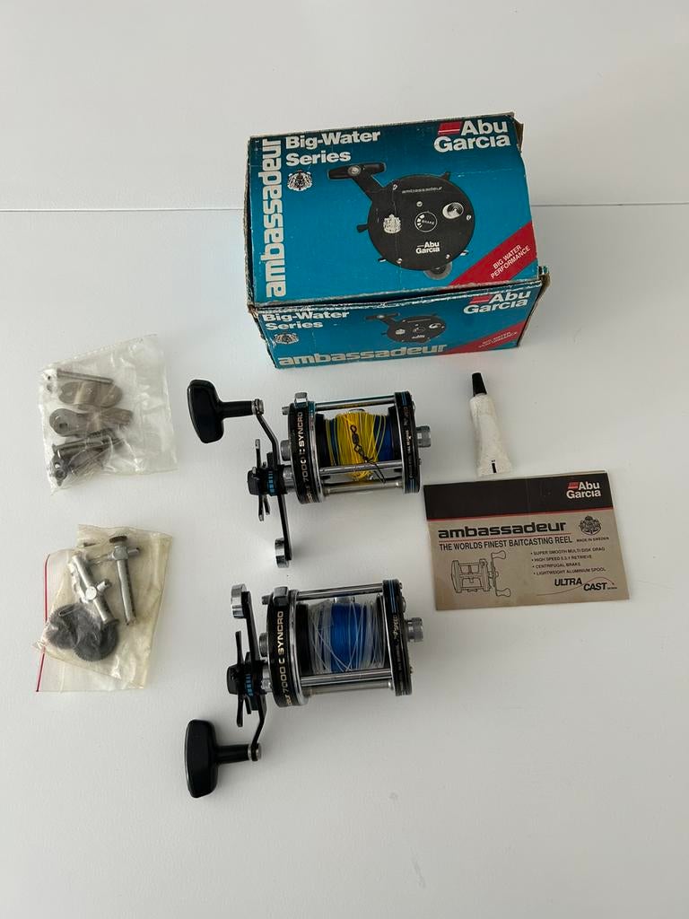 2 stuks rails zeevissen izgs Abu Garcia zie info, Ophalen, Zo goed als nieuw, Molen