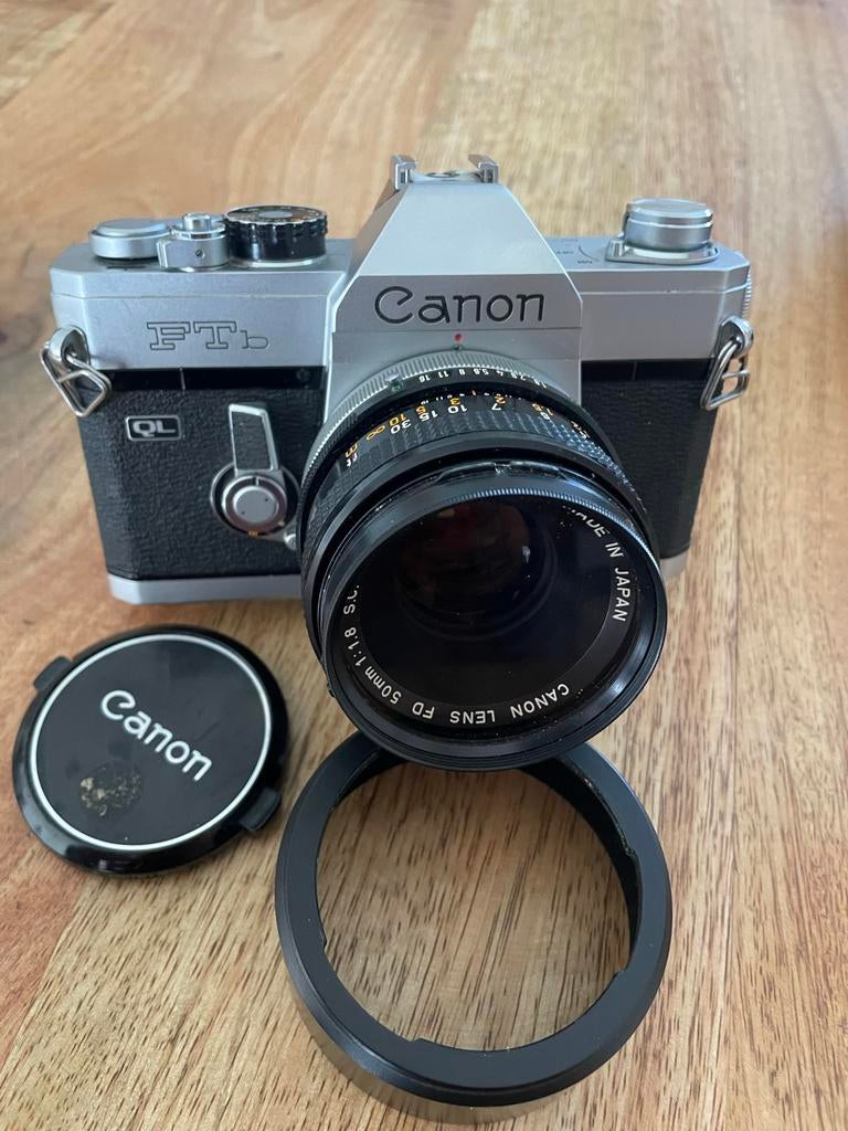 Vintage Canon FTb camera met lenzen en accessoires, Ophalen, Gebruikt, Spiegelreflex, Canon
