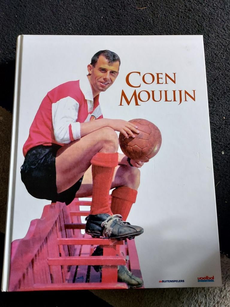 Coen Moulijn Boek - Voetballegende Feyenoord, Verzamelen, Ophalen of Verzenden, Zo goed als nieuw