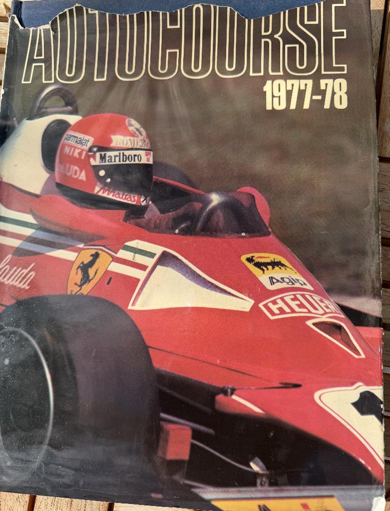 38 Autocorse Formule 1 boeken, Ophalen, Zo goed als nieuw, Formule 1