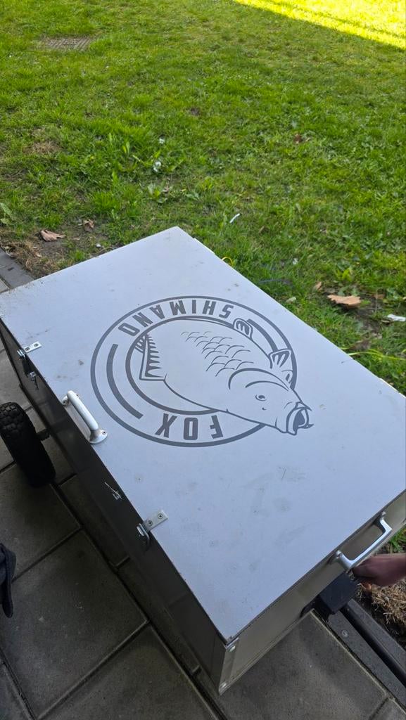 Zelfbouw Viskoffer/Trolley met Luchtbandjes, Ophalen