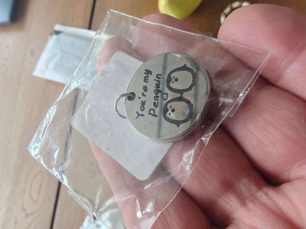 Sleutelhanger met pinguïns en tekst, Ophalen of Verzenden