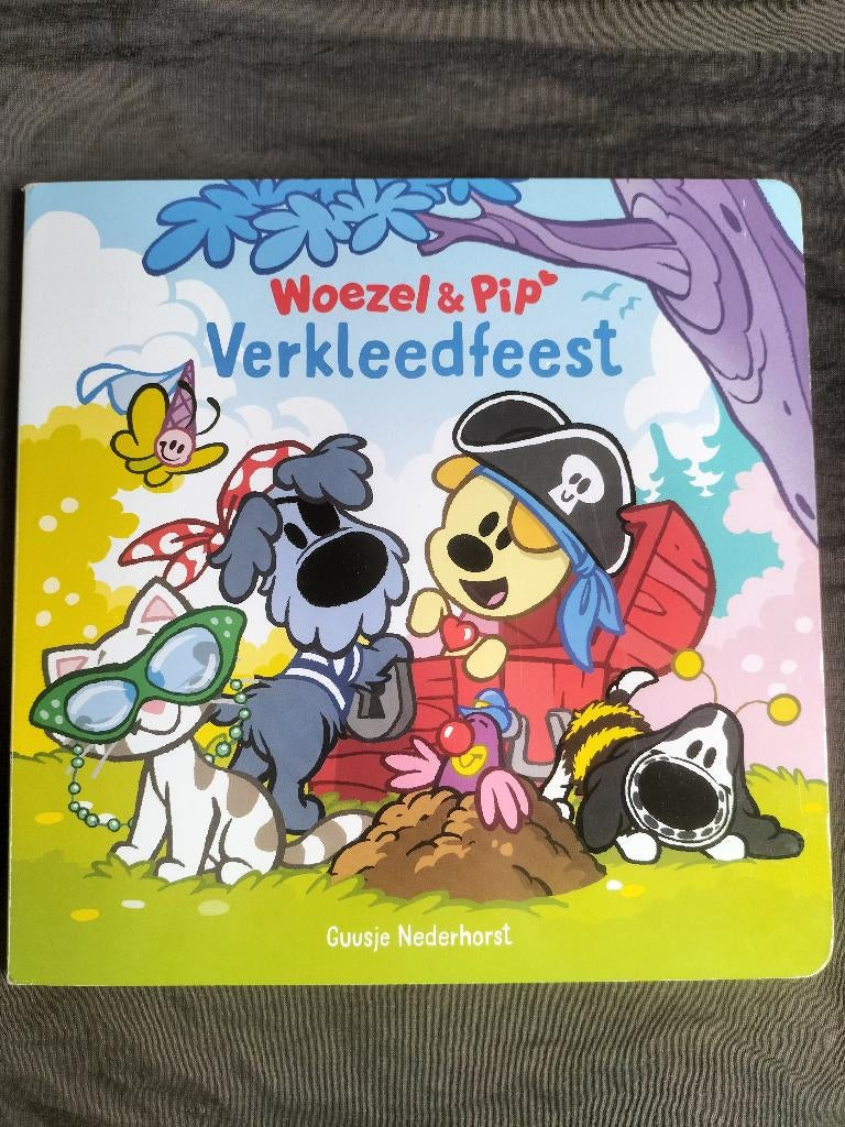 Woezel & Pip - Verkleedfeest / kartonboek, Ophalen of Verzenden, Zo goed als nieuw, Guusje Nederhorst, 2 tot 3 jaar