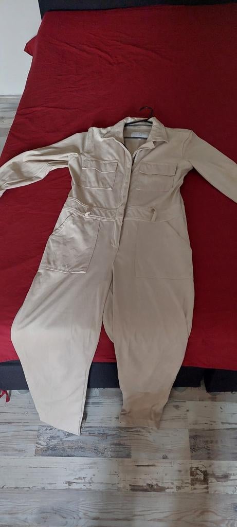 Costes jumpsuit beige maat L, Kleding | Dames, Jumpsuits, Zo goed als nieuw, Maat 38/40 (M), Beige, Ophalen of Verzenden
