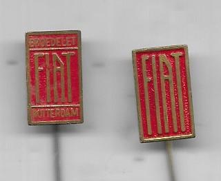 FIAT AUTO SPELDEN 2 VERSCHILLENDE, Ophalen of Verzenden, Gebruikt, Merk, Speldje of Pin