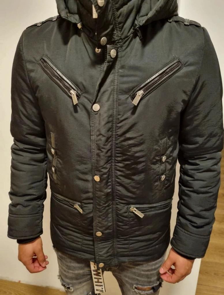 Stijlvolle Froccella jas - Zwart, maat M, Ophalen of Verzenden, Gedragen, Maat 48/50 (M), Zwart