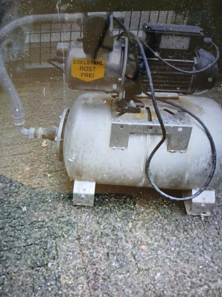 Goedwerkende rvs waterpomp, Tuin en Terras, Waterpompen, Ophalen, Gebruikt, Elektrisch