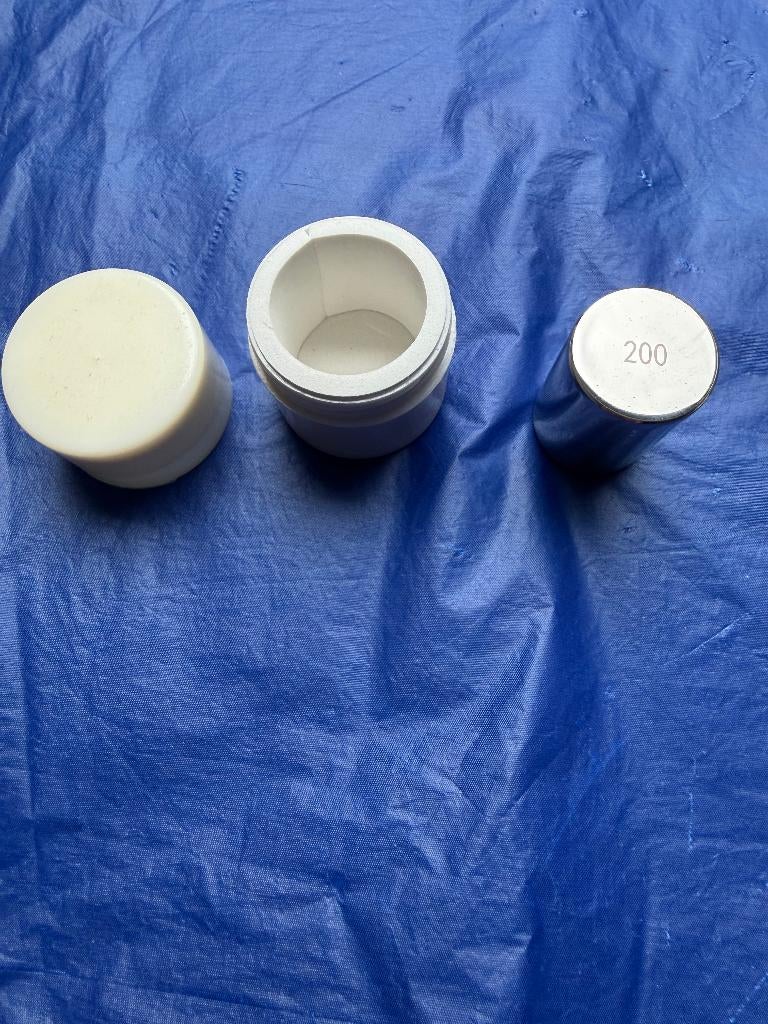 Kalibratiegewicht 200 gram(laboratorium)(nieuw), Witgoed en Apparatuur, Weegschalen, Minder dan 10 kg, 1 tot 500 gram, Nieuw, Ophalen of Verzenden