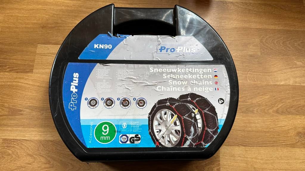 Sneeuwkettingen KN90 pro plus, Auto diversen, Sneeuwkettingen, Ophalen of Verzenden, Zo goed als nieuw