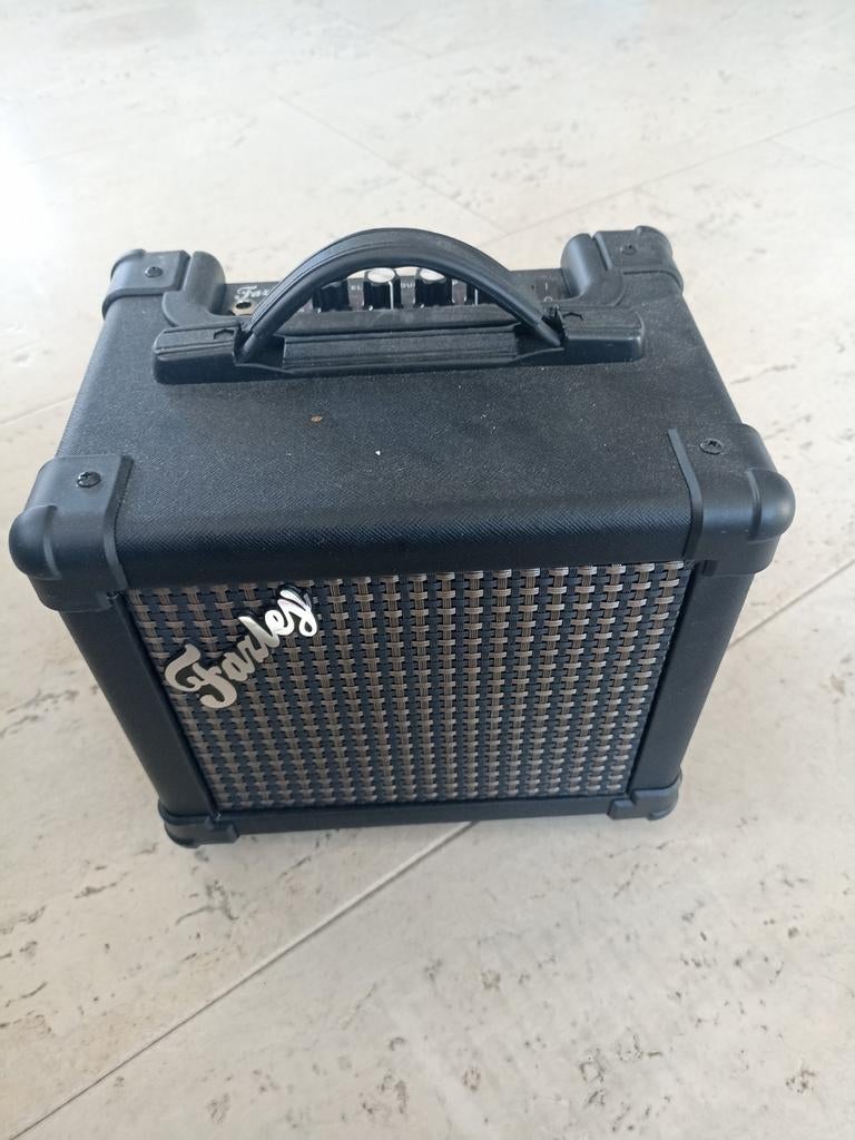 Versterker Farley Kubo 10, Ophalen, Zo goed als nieuw, Gitaar, Minder dan 50 watt