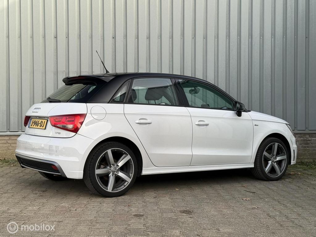 Audi A1 Sportback 1.2 TFSI | S-Line | Climate | Stoelverw,, Voorwielaandrijving, Euro 5, Zwart, 4 cilinders