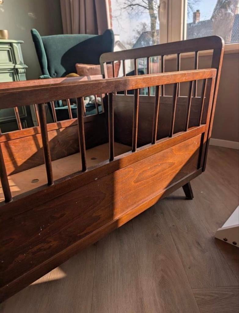 Vintage Ledikant 120x60 cm - Donker Hout, Ophalen, Gebruikt, Ledikant