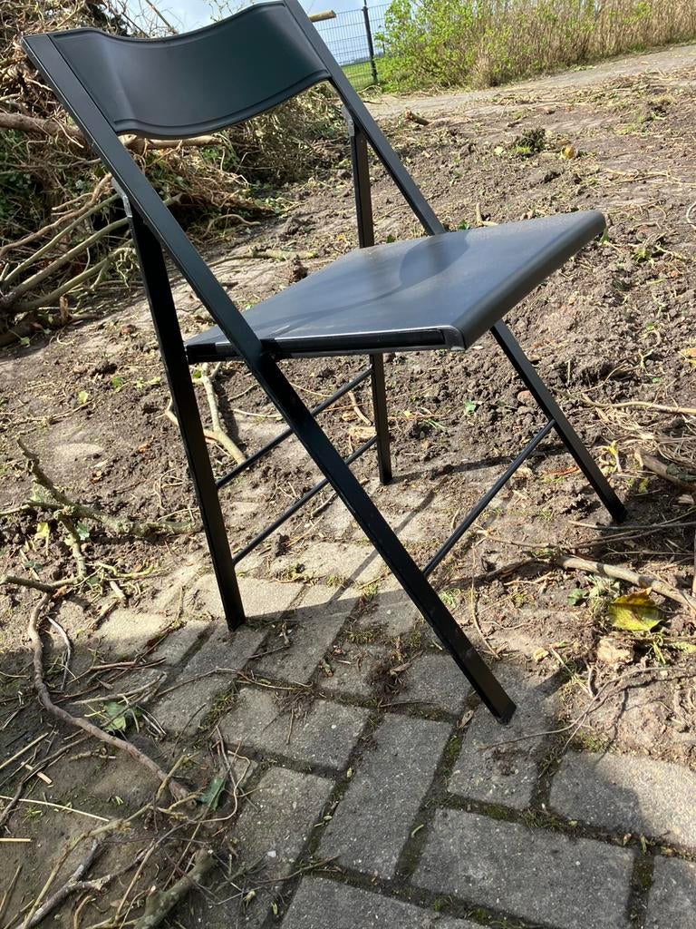 8 stuks gebruikte klapstoel Arrmet pocket, Ophalen, Gebruikt, Zwart, Metaal