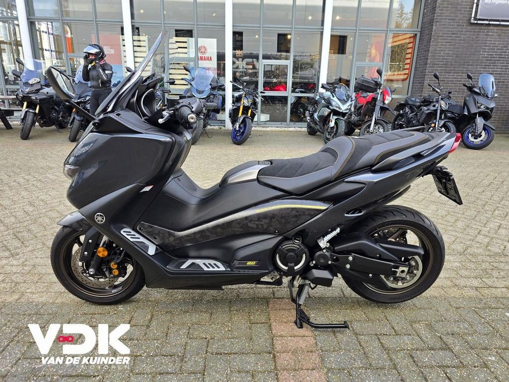 YAMAHA TMAX TECH MAX 20TH ANNIVERSARY (bj 2021), 562 cc, Bedrijf, Onbekend, YAMAHA