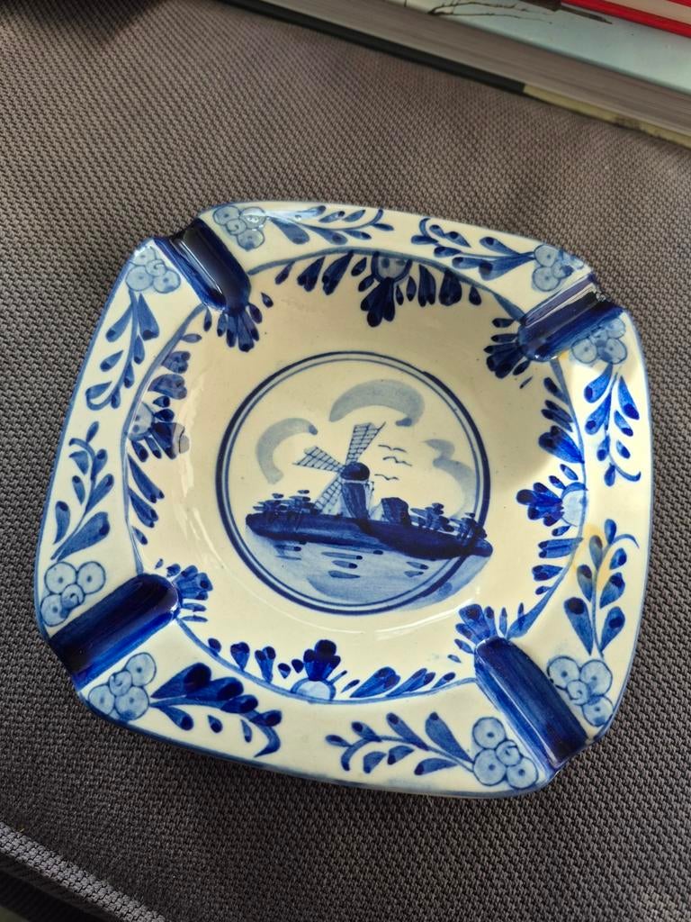Delfts Blauw Asbakje met Molen Decoratie, Antiek en Kunst, Antiek | Keramiek en Aardewerk, Ophalen of Verzenden